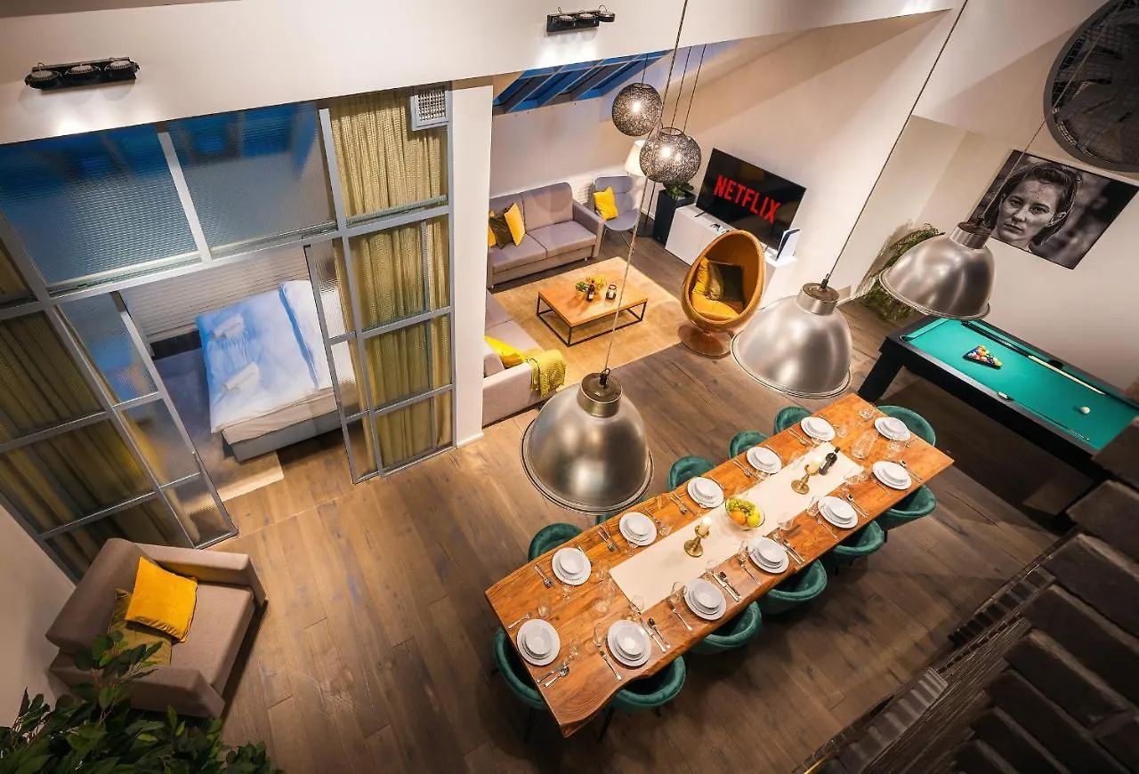 5Br+2Bath Old Town Industrial Penthouse, A/C Διαμέρισμα Πράγα 0*,