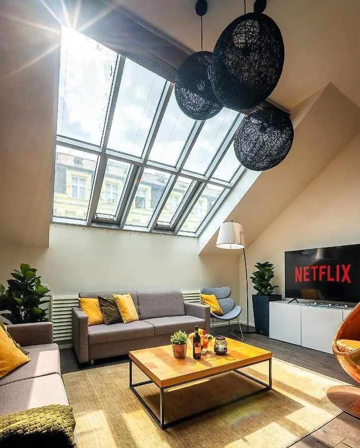 5Br+2Bath Old Town Industrial Penthouse, A/C Διαμέρισμα Πράγα