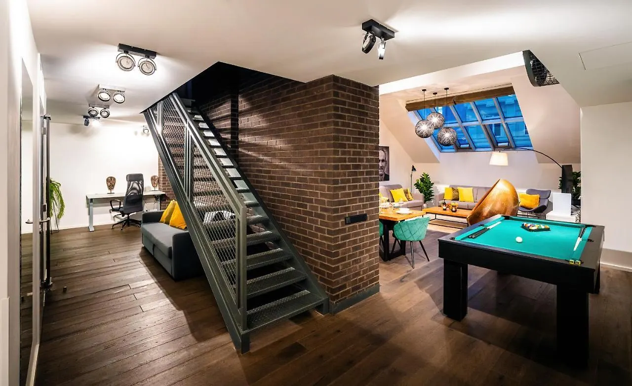 5Br+2Bath Old Town Industrial Penthouse, A/C Διαμέρισμα Πράγα 0*,