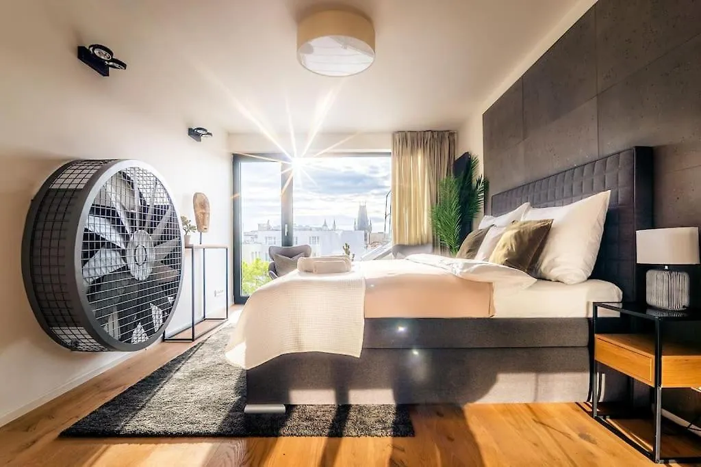 公寓 布拉格5Br+2Bath Old Town Industrial Penthouse, A/C公寓